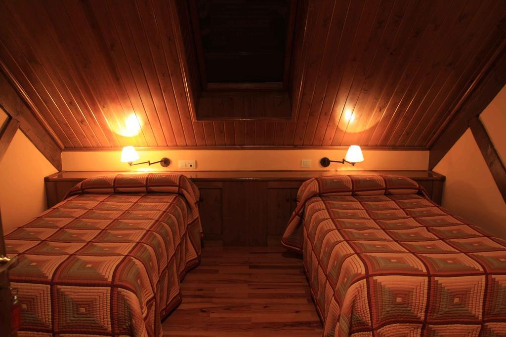 Hotel, Bungalows Y Camping Víu Εξωτερικό φωτογραφία